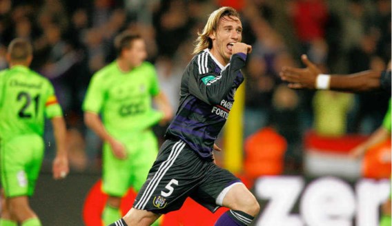 Lucas Biglia scoorde zijn mooiste doelpunt ooit voor Anderlecht. 'Ik zal de droom van de nationale ploeg nooit opgeven', zegt de Argentijn.isosport