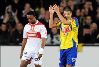 Dieter Dekelver (r.): 'Ik ben nog te goed voor tweede klasse'.photo news