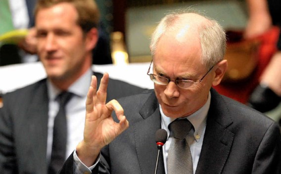 Premier Van Rompuy weerlegde de beschuldiging dat het dossier op een zootje was uitgedraaid. pn