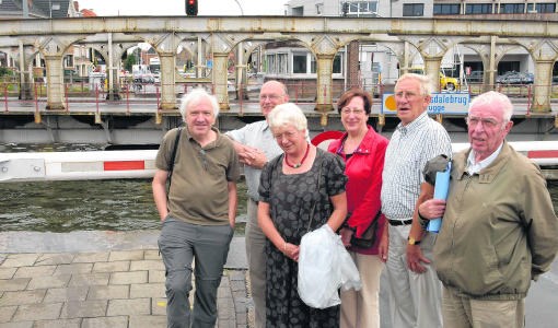Het Studie- en Actiecomité Sint-Pieters slaagde erin een deel van de Scheepsdalebrug te redden. mvn