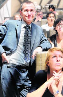 Vandenbroucke-Gennez: conflict werkt na. blg