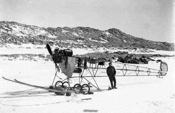 Vliegtuig teruggevonden dat sinds 1911 vastgevroren zat op Antarctica