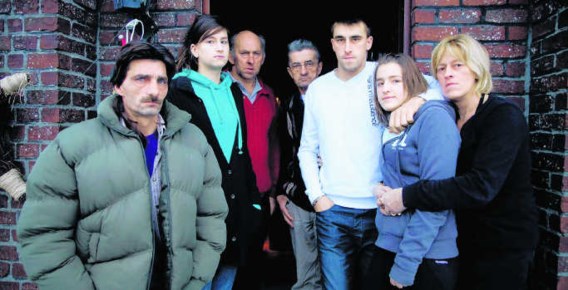 De familie Appeltans, v.l.n.r. vader Johan, een zus van Shana, haar twee grootvaders, haar broer en andere zus en moeder Peggy.Mine Dalemans