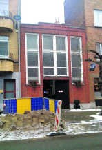 Netwerkbeheerder Sibelga moest de stoep openbreken.hrb