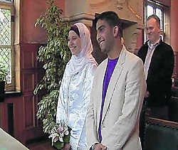 Linsy Daman en Abdelali Yagoub: 'We zijn en blijven overtuigd van onze liefde.'vrt