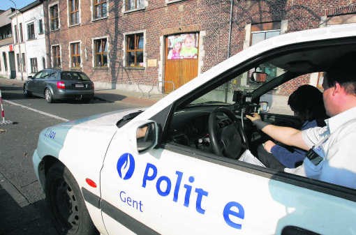 Volgens politiecijfers rijdt ongeveer een op de twee chauffeurs te snel in een zone30.Frederiek Vande Velde