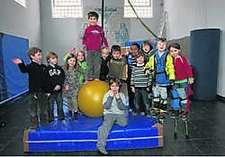 De school begon tien jaar geleden met zes leerlingen. Nu zijn er 250.Eddy Van Ranst