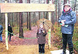 Burgemeester Verwimp opent het stiltegebied op grondgebied Tessenderlo.Paul Van Moll