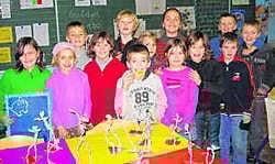 De kinderen maakten onder meer schilderijen, kunstdozen en beeldhouwwerkjes. vw