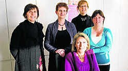 Ingrid Jacobs, Michèle Deschepper, An Sinnaeve, Katrien Goethals en Rebecca Lauwers van de Landelijke Kinderopvang. sbr