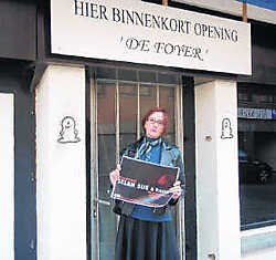 'Vermoedelijk vanaf september zal de foyer ook als cultuurcafé openen', kondigt cultuurfunctionaris Isolde De Paepe aan. vbj