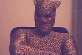 Gezien op Chatroulette: een man die zich als kat voordoet