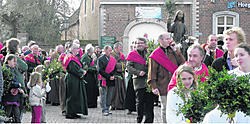 Er is weer voldoende palm. Maar de apostelen waren maar met elf... RB