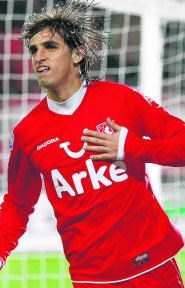 Bryan Ruiz.Peter Lous