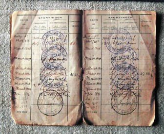 Op het spaarboekje werd geld gestort tussen 1905 en 1921. kf