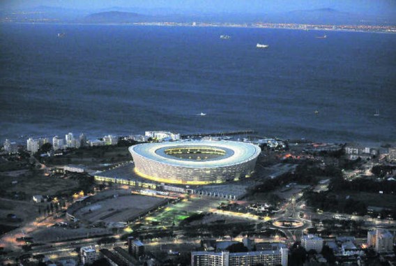Kaapstad was niet gelukkig met de keuze van Blatter voor Green Point, maar uit angst het WK te verliezen ging de stad overstag.Maro Kouri/photo pews