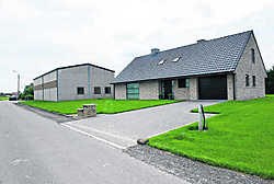 Het koppel runde een modern land- en tuinbouwbedrijf in de Rijselstraat. Stefaan Beel
