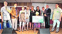 De benefietavond deed bij Roger en Susanne, die een paar maanden geleden hun huis verloren, weer een sprankel hoop ontstaan.lvl