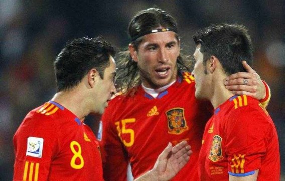 David Villa leidt Spanje naar 2-0 zege tegen Honduras