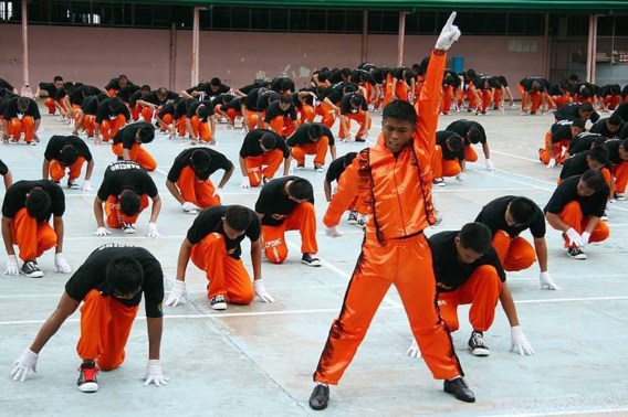 FOTO: Gevangenen dansen nogmaals voor overleden Michael Jackson