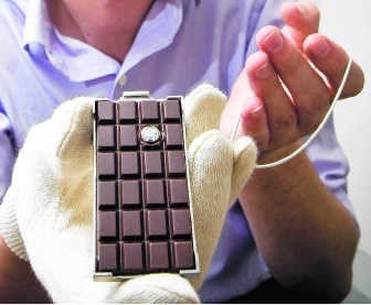 Een diamant, gevat in chocolade. was
