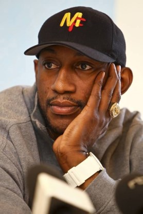 Mbenga verlaat de Lakers