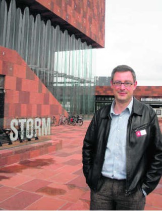 Rick Philips is al elf jaar stadsgids en heeft zijn sollicitatiebrief voor het MAS klaar. 'Architecturaal is dit zo mooi dat je niet eromheen kunt.' cdh