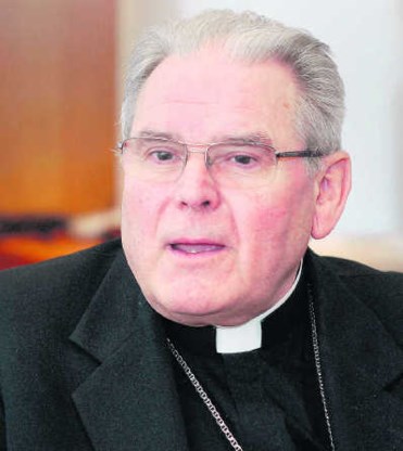 'Roger Vangheluwe zou beter in alle stilte zelf zijn priesterambt teruggeven.' pn