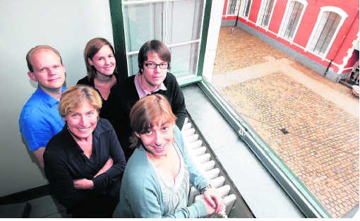 Christine De Weerdt (vooraan links), met medewerkers: 'STAM wordt een soort moedermuseum voor Gent'fvv