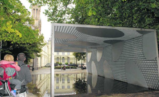Het kunstwerk van Toyo Ito zal de komende jaren heel wat geld kosten.Michel Vanneuville