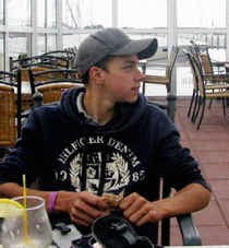 Niels Schillemans (17).