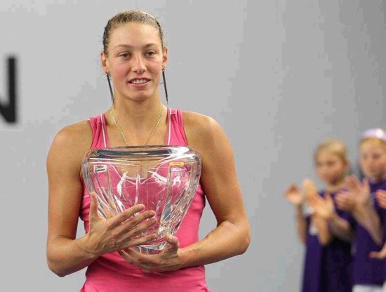 Yanina Wickmayer pakt eindwinst in Torhout