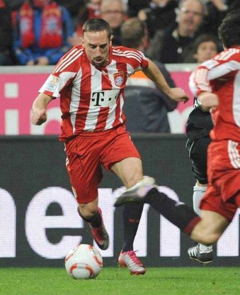 Simons verliest van heroptredende Ribéry
