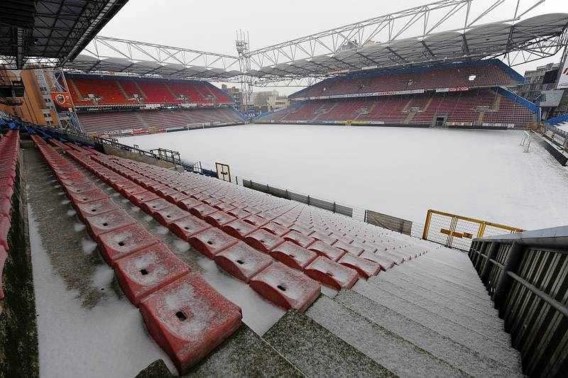 Sportcomité: 'Te veel stukken om snel te beslissen over Charleroi-Cercle'