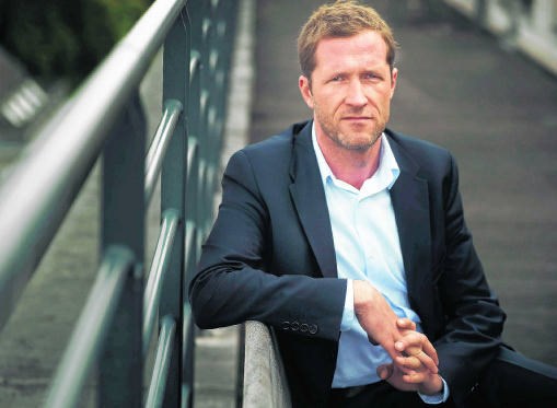 'In normale omstandigheden zouden de onderhandelingen na zulke provocaties onmiddellijk worden stopgezet', zegt Paul Magnette. 'Maar dit zijn geen normale omstandigheden.'Eric de Mildt
