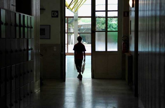 Bijna 500 spijbelaars moeten studietoelage teruggeven