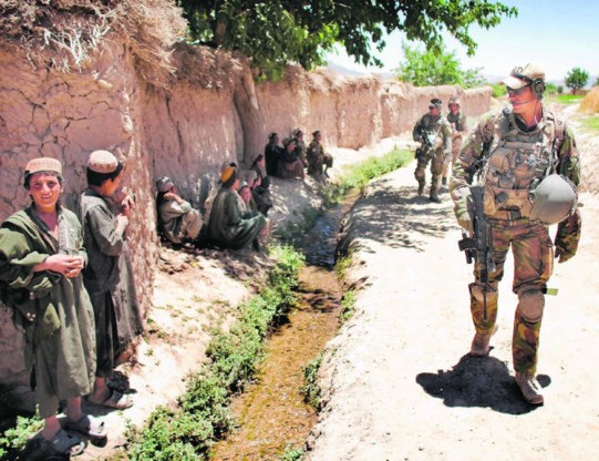 Nederlandse militairen op patrouille in de Baluchivallei in Afghanistan.Evert-Jan Daniels