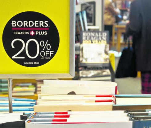 Kortingen in een Borders-winkel in Washington, DC. Het bedrijf heeft 1,29 miljard dollar schulden.Nicholas Kamm/afp