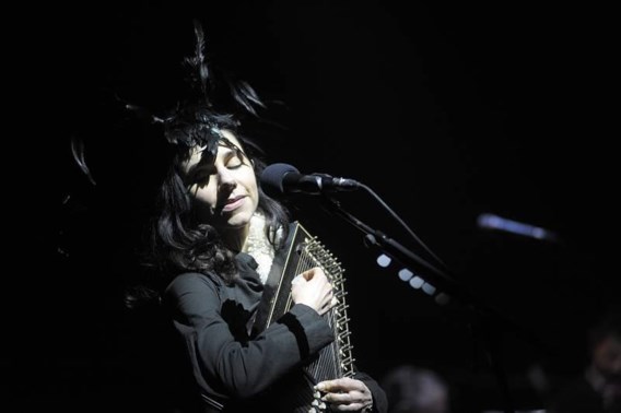 De zwarte magie van PJ Harvey