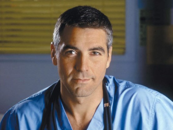 George Clooney als Douglas Ross.