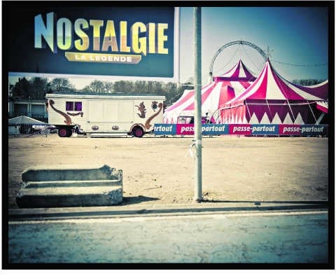 Een circus bovenop de Citadel van Namen.