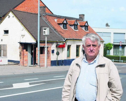 Waarnemend burgemeester Paul Onselaere: 'Er heerst onrust, maar ze doen niets illegaals.' ego