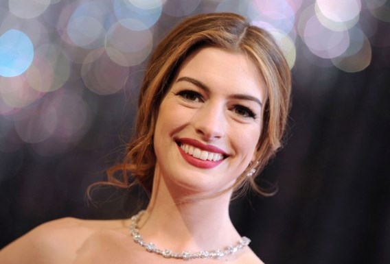 Anne Hathaway is verloofd
