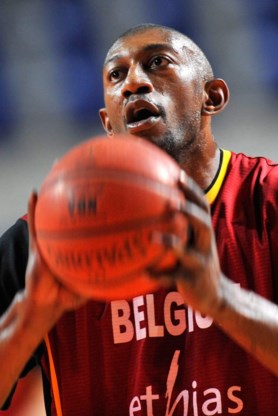 Didier Mbenga vervangt Axel Hervelle bij Belgian Lions