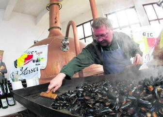 Er zijn toch Belgica-mosselen verkrijgbaar dankzij Franse kwekers met mosselvelden ter hoogte van Duinkerken.Kurt Desplenter/belga