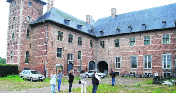 'Er is al gewerkt aan het kasteel, maar dat is niet echt zichtbaar voor de bezoeker', zegt de eigenaar.vrs