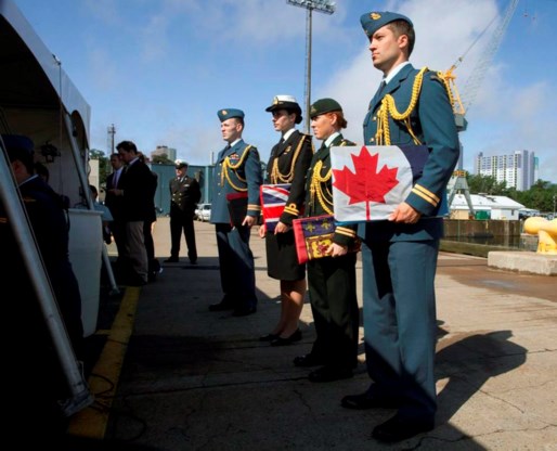 Krijgsmacht Canada weer 'koninklijk'