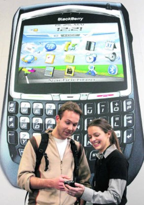 Het gebruik van de mobiele telefoon is over het algemeen veilig.epa