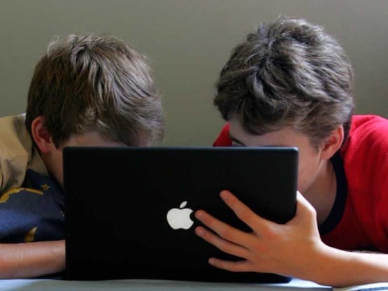 Een op de tien scholieren slachtoffer cyberpesten met foto's