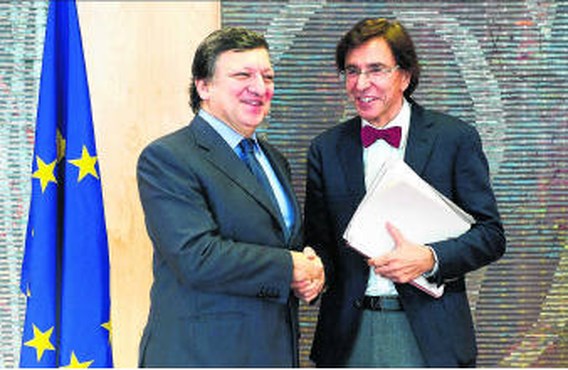 Commissievoorzitter Barroso feliciteert nieuwe premier